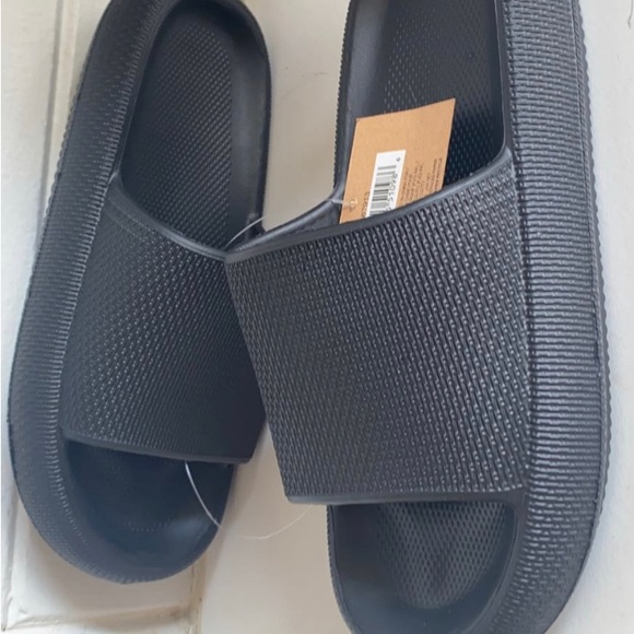 Nice shoes!! - Picture 10 of 10